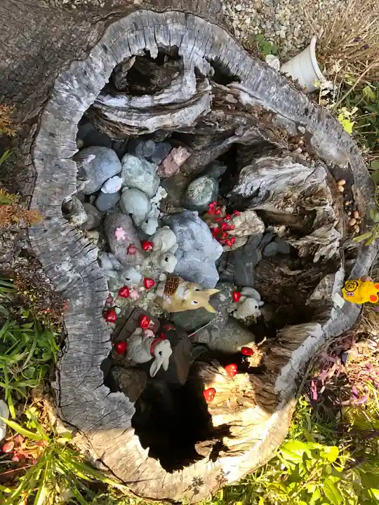 三輪神社の庭園