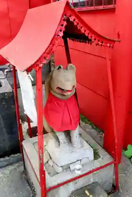 末広稲荷大明神の狛犬