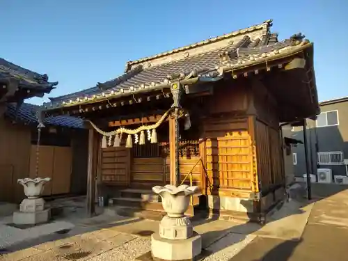 水神社の本殿