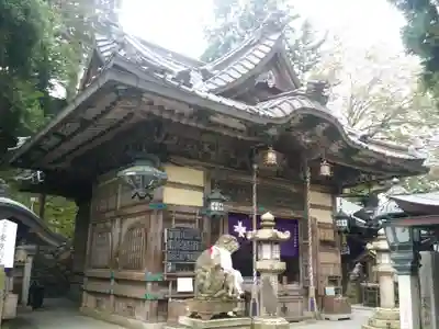 能勢妙見山（真如寺境外仏堂）の本殿・本堂