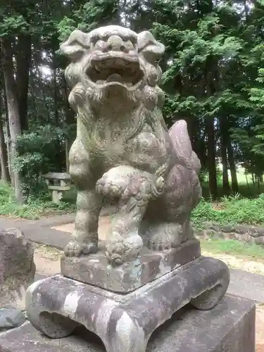 神明社（外坪神明社）の狛犬