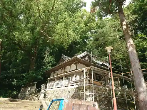 熊野三所神社の本殿・本堂