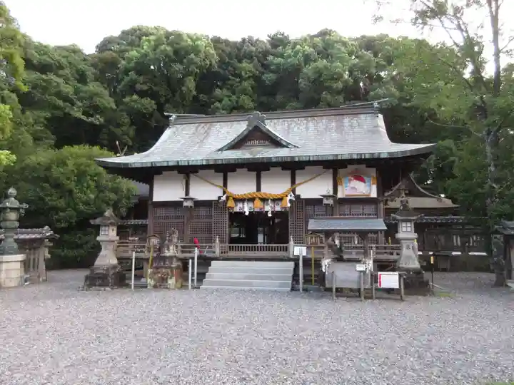 闘鶏神社の本殿・本堂