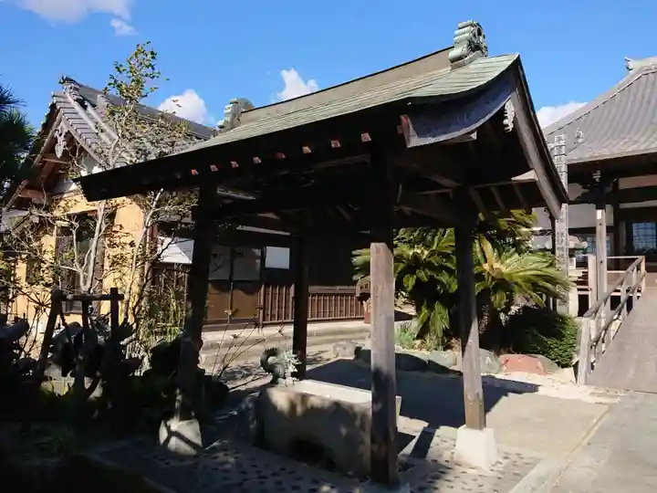 傳宗院の手水舎