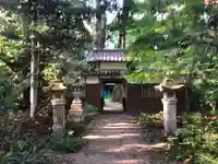 戸神社の山門・神門