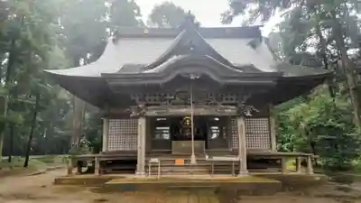 松山神社の本殿・本堂