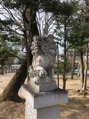 大神神社(花池)の狛犬