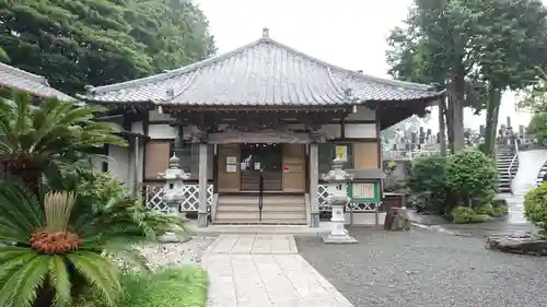 代信寺の本殿