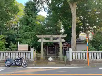 虎狛神社の鳥居