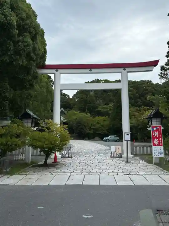 鎌倉宮の{uncategorized: "未分類", other: "その他", undefined: "問題あり", building: "その他建物", grave: "お墓", sacred_gate: "鳥居", guardian: "狛犬", statue: "像", buddha: "仏像", history: "歴史", nature: "自然", garden: "庭園", animal: "動物", pagoda: "塔", temizu: "手水舎", mountain_gate: "山門・神門", sanctuary: "本殿・本堂", subordinate: "末社・摂社", art: "芸術", scenery: "景色", jizo: "地蔵", ema: "絵馬", goshuin: "御朱印", omikuji: "おみくじ", items: "授与品その他", amulet: "お守り", goshuincho: "御朱印帳", eats: "食事", festival: "お祭り", votive_dance: "神楽", shichigosan: "七五三参", wedding: "結婚式", experience: "体験その他", initially: "初詣", around: "周辺", anti_infection: "感染症対策"}