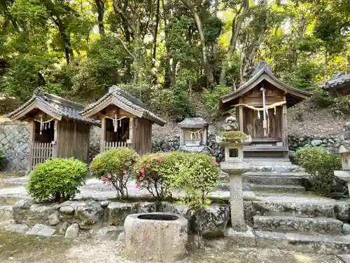 鴨習太神社の末社