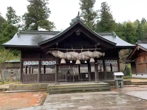 揖夜神社の本殿