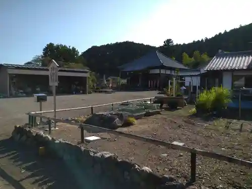 箕輪山満行院霊巖寺のその他建物