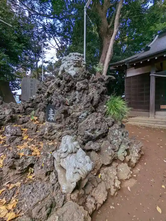 根上神社の狛犬