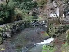 白川吉見神社の建物その他