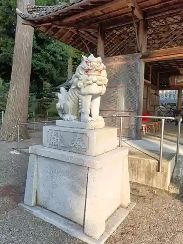 花岡神社の狛犬