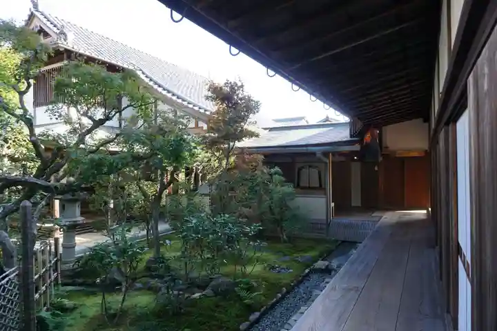 興臨院の本殿・本堂