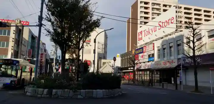 半田稲荷神社の周辺