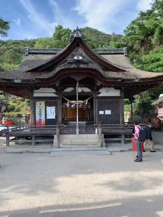 白鬚神社の本殿・本堂
