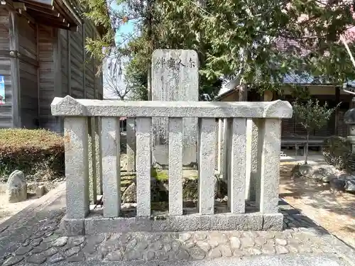 山部神社の建物その他