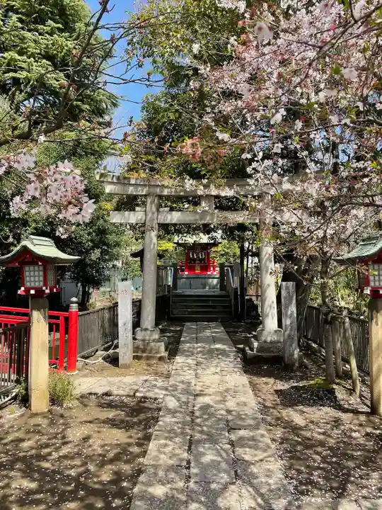 七渡神社(七渡弁天社)の鳥居