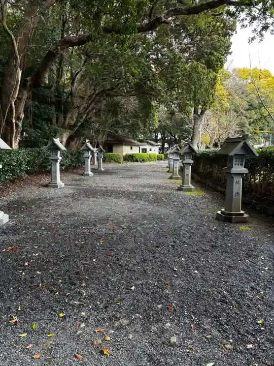 靜岡縣護國神社の{uncategorized: "未分類", other: "その他", undefined: "問題あり", building: "その他建物", grave: "お墓", sacred_gate: "鳥居", guardian: "狛犬", statue: "像", buddha: "仏像", history: "歴史", nature: "自然", garden: "庭園", animal: "動物", pagoda: "塔", temizu: "手水舎", mountain_gate: "山門・神門", sanctuary: "本殿・本堂", subordinate: "末社・摂社", art: "芸術", scenery: "景色", jizo: "地蔵", ema: "絵馬", goshuin: "御朱印", omikuji: "おみくじ", items: "授与品その他", amulet: "お守り", goshuincho: "御朱印帳", eats: "食事", festival: "お祭り", votive_dance: "神楽", shichigosan: "七五三参", wedding: "結婚式", experience: "体験その他", initially: "初詣", around: "周辺", anti_infection: "感染症対策"}