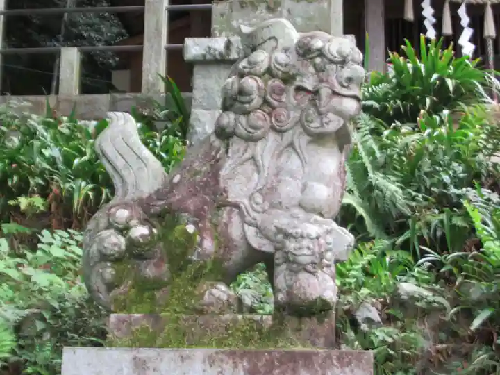 高尾山麓氷川神社(東京都)