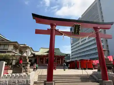 東京羽田 穴守稲荷神社の{uncategorized: "未分類", other: "その他", undefined: "問題あり", building: "その他建物", grave: "お墓", sacred_gate: "鳥居", guardian: "狛犬", statue: "像", buddha: "仏像", history: "歴史", nature: "自然", garden: "庭園", animal: "動物", pagoda: "塔", temizu: "手水舎", mountain_gate: "山門・神門", sanctuary: "本殿・本堂", subordinate: "末社・摂社", art: "芸術", scenery: "景色", jizo: "地蔵", ema: "絵馬", goshuin: "御朱印", omikuji: "おみくじ", items: "授与品その他", amulet: "お守り", goshuincho: "御朱印帳", eats: "食事", festival: "お祭り", votive_dance: "神楽", shichigosan: "七五三参", wedding: "結婚式", experience: "体験その他", initially: "初詣", around: "周辺", anti_infection: "感染症対策"}