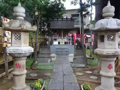 高円寺氷川神社の末社