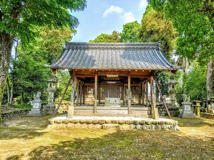 高熊神社の本殿・本堂