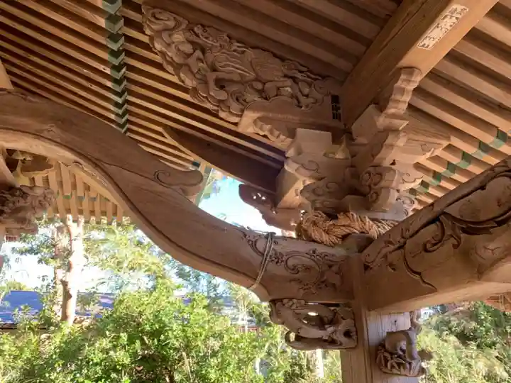 海南刀切神社の芸術