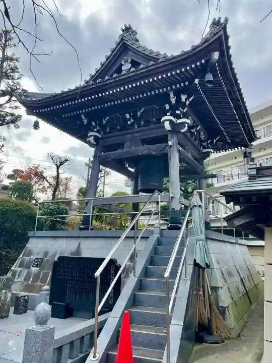 廣龍寺の{uncategorized: "未分類", other: "その他", undefined: "問題あり", building: "その他建物", grave: "お墓", sacred_gate: "鳥居", guardian: "狛犬", statue: "像", buddha: "仏像", history: "歴史", nature: "自然", garden: "庭園", animal: "動物", pagoda: "塔", temizu: "手水舎", mountain_gate: "山門・神門", sanctuary: "本殿・本堂", subordinate: "末社・摂社", art: "芸術", scenery: "景色", jizo: "地蔵", ema: "絵馬", goshuin: "御朱印", omikuji: "おみくじ", items: "授与品その他", amulet: "お守り", goshuincho: "御朱印帳", eats: "食事", festival: "お祭り", votive_dance: "神楽", shichigosan: "七五三参", wedding: "結婚式", experience: "体験その他", initially: "初詣", around: "周辺", anti_infection: "感染症対策"}