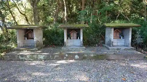 秦神社の末社