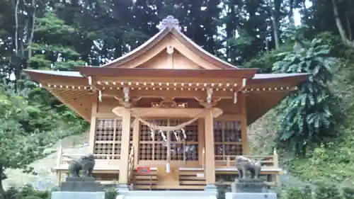 武内神社の本殿・本堂