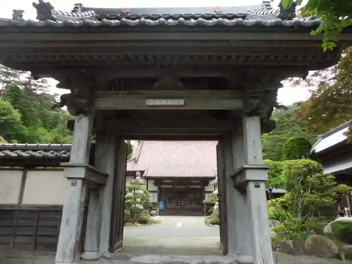 龍泉禅寺の山門