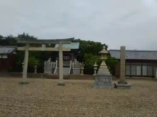 渥美町護国神社の鳥居