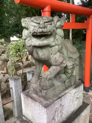羊神社の狛犬