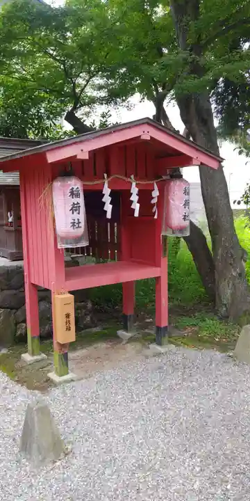 石坐神社の末社・摂社