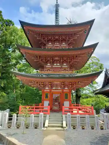 布施弁天 東海寺の塔