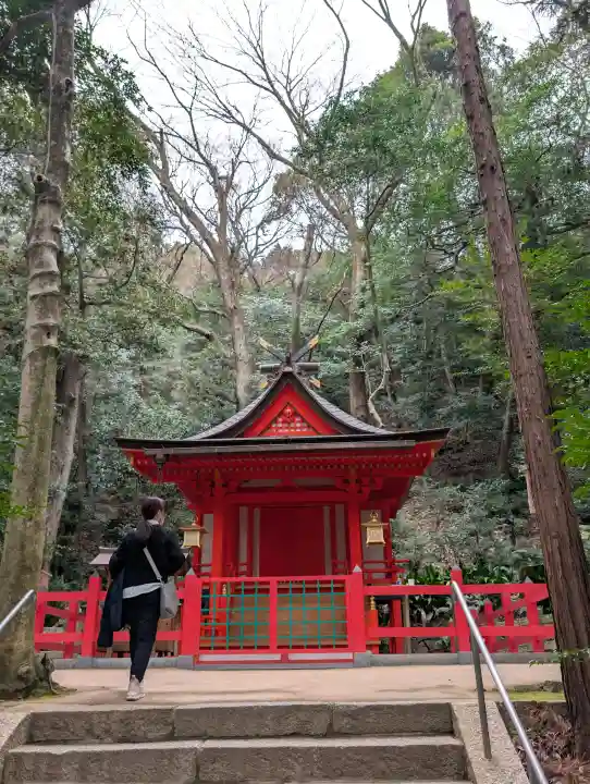 枚岡神社の{uncategorized: "未分類", other: "その他", undefined: "問題あり", building: "その他建物", grave: "お墓", sacred_gate: "鳥居", guardian: "狛犬", statue: "像", buddha: "仏像", history: "歴史", nature: "自然", garden: "庭園", animal: "動物", pagoda: "塔", temizu: "手水舎", mountain_gate: "山門・神門", sanctuary: "本殿・本堂", subordinate: "末社・摂社", art: "芸術", scenery: "景色", jizo: "地蔵", ema: "絵馬", goshuin: "御朱印", omikuji: "おみくじ", items: "授与品その他", amulet: "お守り", goshuincho: "御朱印帳", eats: "食事", festival: "お祭り", votive_dance: "神楽", shichigosan: "七五三参", wedding: "結婚式", experience: "体験その他", initially: "初詣", around: "周辺", anti_infection: "感染症対策"}