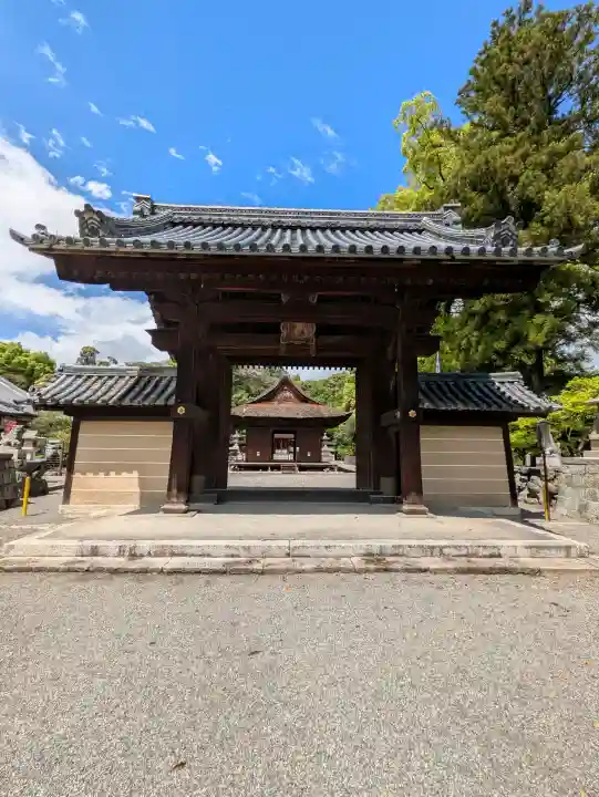 大宝神社の{uncategorized: "未分類", other: "その他", undefined: "問題あり", building: "その他建物", grave: "お墓", sacred_gate: "鳥居", guardian: "狛犬", statue: "像", buddha: "仏像", history: "歴史", nature: "自然", garden: "庭園", animal: "動物", pagoda: "塔", temizu: "手水舎", mountain_gate: "山門・神門", sanctuary: "本殿・本堂", subordinate: "末社・摂社", art: "芸術", scenery: "景色", jizo: "地蔵", ema: "絵馬", goshuin: "御朱印", omikuji: "おみくじ", items: "授与品その他", amulet: "お守り", goshuincho: "御朱印帳", eats: "食事", festival: "お祭り", votive_dance: "神楽", shichigosan: "七五三参", wedding: "結婚式", experience: "体験その他", initially: "初詣", around: "周辺", anti_infection: "感染症対策"}