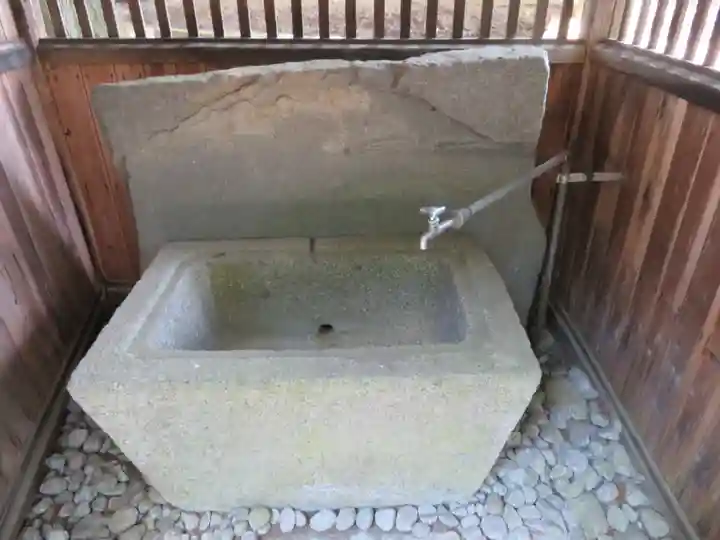 原野八幡宮の手水舎