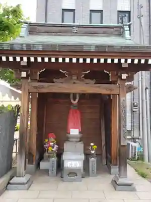 淀橋咳止地蔵尊の本殿・本堂
