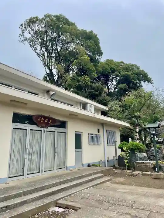 東光寺の{uncategorized: "未分類", other: "その他", undefined: "問題あり", building: "その他建物", grave: "お墓", sacred_gate: "鳥居", guardian: "狛犬", statue: "像", buddha: "仏像", history: "歴史", nature: "自然", garden: "庭園", animal: "動物", pagoda: "塔", temizu: "手水舎", mountain_gate: "山門・神門", sanctuary: "本殿・本堂", subordinate: "末社・摂社", art: "芸術", scenery: "景色", jizo: "地蔵", ema: "絵馬", goshuin: "御朱印", omikuji: "おみくじ", items: "授与品その他", amulet: "お守り", goshuincho: "御朱印帳", eats: "食事", festival: "お祭り", votive_dance: "神楽", shichigosan: "七五三参", wedding: "結婚式", experience: "体験その他", initially: "初詣", around: "周辺", anti_infection: "感染症対策"}