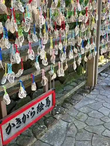 長谷寺の{uncategorized: "未分類", other: "その他", undefined: "問題あり", building: "その他建物", grave: "お墓", sacred_gate: "鳥居", guardian: "狛犬", statue: "像", buddha: "仏像", history: "歴史", nature: "自然", garden: "庭園", animal: "動物", pagoda: "塔", temizu: "手水舎", mountain_gate: "山門・神門", sanctuary: "本殿・本堂", subordinate: "末社・摂社", art: "芸術", scenery: "景色", jizo: "地蔵", ema: "絵馬", goshuin: "御朱印", omikuji: "おみくじ", items: "授与品その他", amulet: "お守り", goshuincho: "御朱印帳", eats: "食事", festival: "お祭り", votive_dance: "神楽", shichigosan: "七五三参", wedding: "結婚式", experience: "体験その他", initially: "初詣", around: "周辺", anti_infection: "感染症対策"}