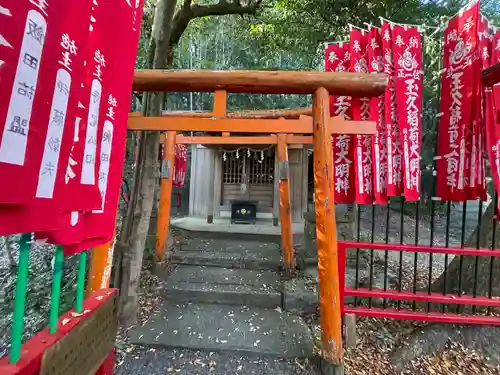 小向神社の末社・摂社