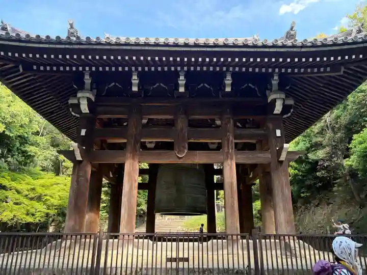 知恩院の{uncategorized: "未分類", other: "その他", undefined: "問題あり", building: "その他建物", grave: "お墓", sacred_gate: "鳥居", guardian: "狛犬", statue: "像", buddha: "仏像", history: "歴史", nature: "自然", garden: "庭園", animal: "動物", pagoda: "塔", temizu: "手水舎", mountain_gate: "山門・神門", sanctuary: "本殿・本堂", subordinate: "末社・摂社", art: "芸術", scenery: "景色", jizo: "地蔵", ema: "絵馬", goshuin: "御朱印", omikuji: "おみくじ", items: "授与品その他", amulet: "お守り", goshuincho: "御朱印帳", eats: "食事", festival: "お祭り", votive_dance: "神楽", shichigosan: "七五三参", wedding: "結婚式", experience: "体験その他", initially: "初詣", around: "周辺", anti_infection: "感染症対策"}
