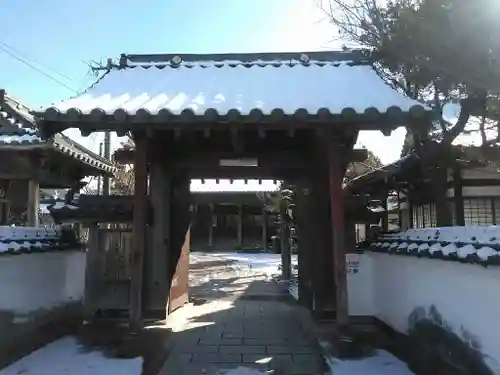 大法寺の山門