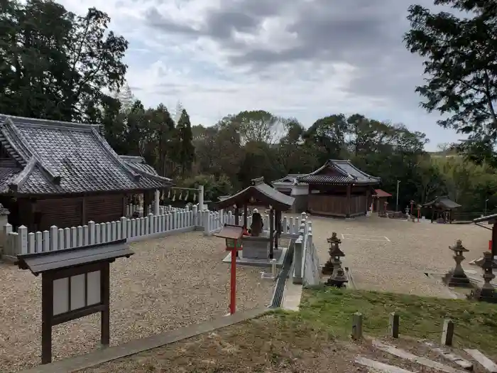 櫨谷神社の建物その他