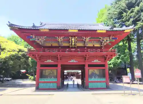 根津神社の{uncategorized: "未分類", other: "その他", undefined: "問題あり", building: "その他建物", grave: "お墓", sacred_gate: "鳥居", guardian: "狛犬", statue: "像", buddha: "仏像", history: "歴史", nature: "自然", garden: "庭園", animal: "動物", pagoda: "塔", temizu: "手水舎", mountain_gate: "山門・神門", sanctuary: "本殿・本堂", subordinate: "末社・摂社", art: "芸術", scenery: "景色", jizo: "地蔵", ema: "絵馬", goshuin: "御朱印", omikuji: "おみくじ", items: "授与品その他", amulet: "お守り", goshuincho: "御朱印帳", eats: "食事", festival: "お祭り", votive_dance: "神楽", shichigosan: "七五三参", wedding: "結婚式", experience: "体験その他", initially: "初詣", around: "周辺", anti_infection: "感染症対策"}